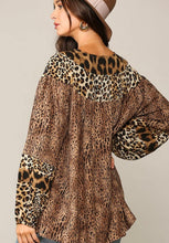 Load image into Gallery viewer, Animal Print Peasant Top