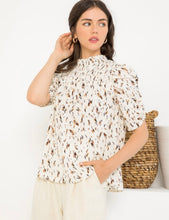 Load image into Gallery viewer, Ruched Sleeve Smocked Top